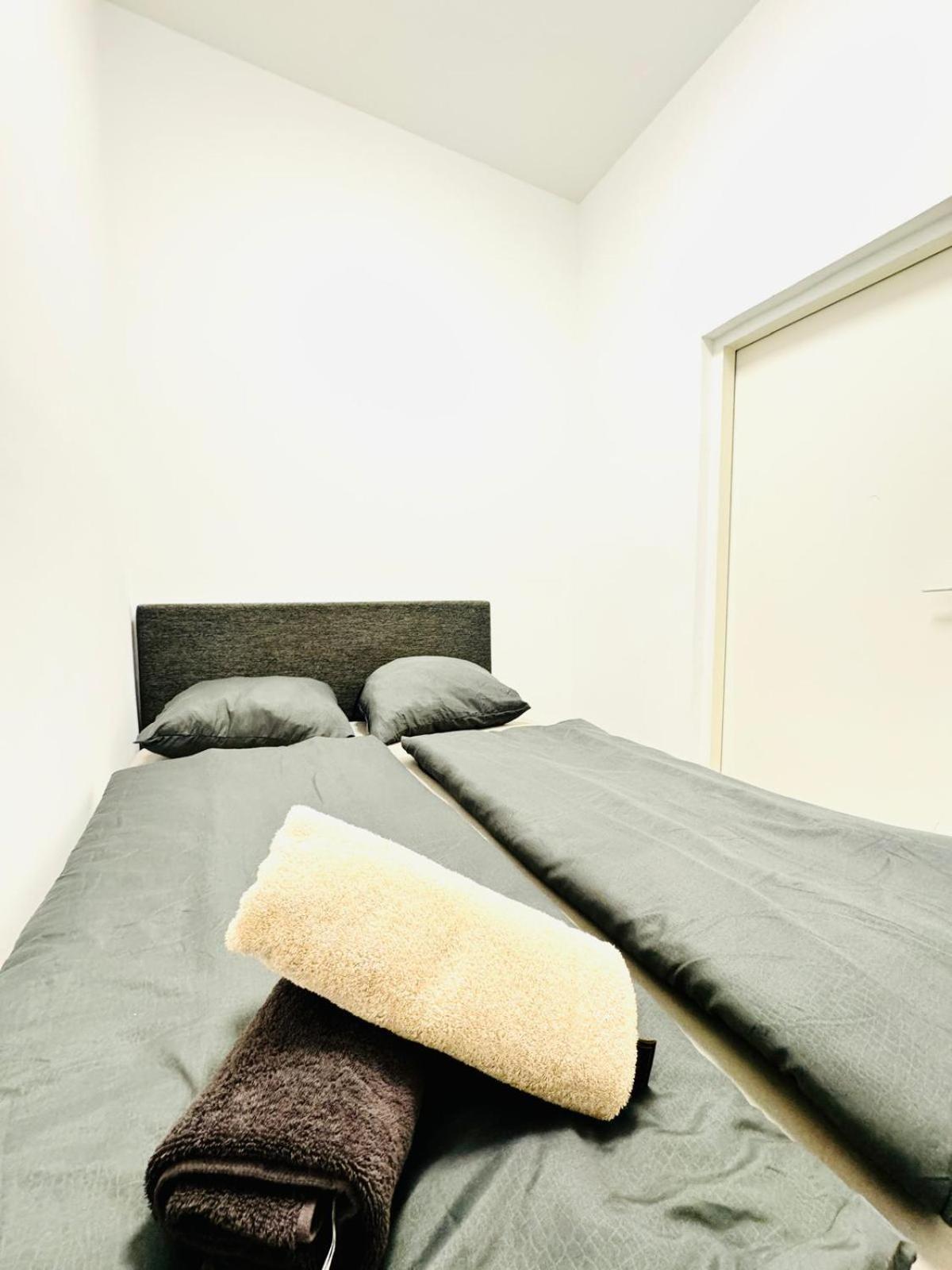 Amazing 2Br Apartment Near Praterstern Wien Exteriör bild